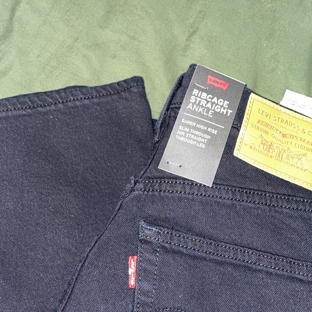 levi’s rib cage straight
